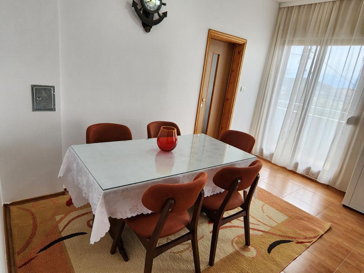 Apartment Dukić Bar Bagian luar foto